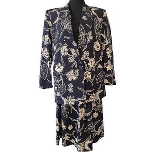 Alfred Dunner 2pc Skirt Suit Blue Floral Lined Blazer & Skirt Women’s Petite 6/8